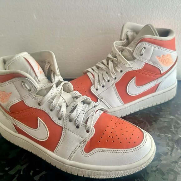 Womens Nike Air Jordan 1 Mid SE Bright Citrus/White Size US 5 Great Condition! - Picture 5 of 5